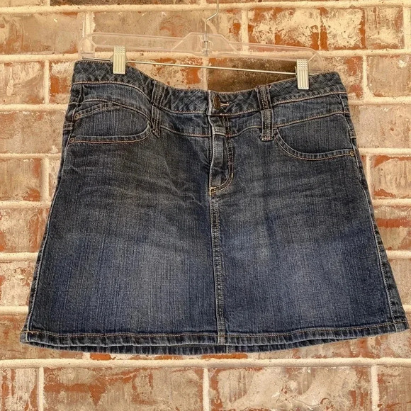 Route 66 Embroidered Rose Denim Mini Skirt - Picture 2 of 7